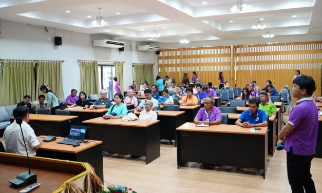 เชียงใหม่ การไฟฟ้าดอยสะเก็ดร่วมกับเทศบาลตำบลเชิงดอยจัดประขุมสัมมนาแก้ไขปัญหาไฟฟ้า ตก และดับบ่อย เพื่อรับทราบความต้องการของประชาชน               