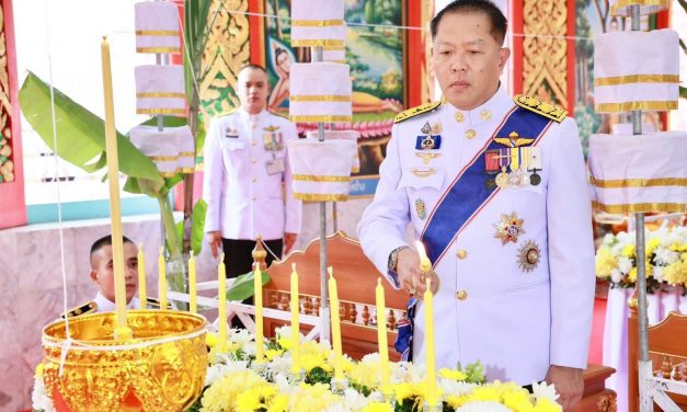 พังงา ประกอบพิธีเสกน้ำพระพุทธมนต์ศักดิ์สิทธิ์