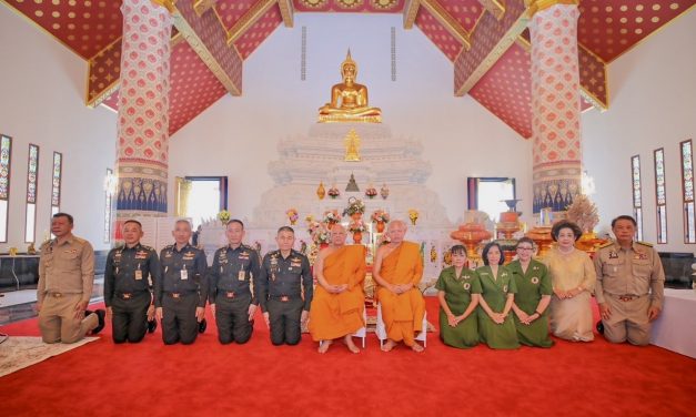 ทบ.จัดพิธีทอดกฐินสามัคคี ณ วัดวชิรธรรมมาราม จ.อยุธยา ถวายเป็นพระราชกุศล พระพันปีหลวง ต่อเนื่องเข้าสู่ปีที่ 12